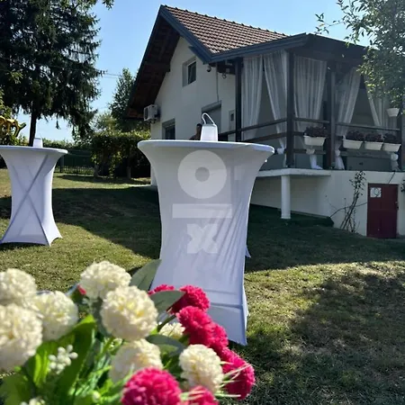 Holiday home Vikendica Za Odmor *